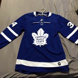#34 Auston Matthew’s player jersey, worn at games 4 times, Partially worn.